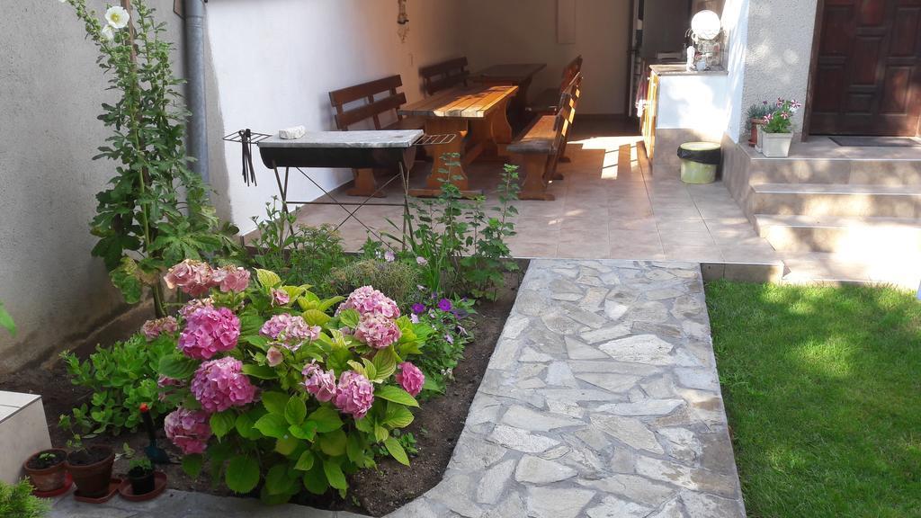 Chervenkov Guest House เชอร์โนโมเรทส์ ภายนอก รูปภาพ